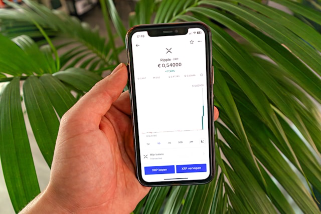 Bitvavo App displaying the XRP Ripple token with a price increase of +27%